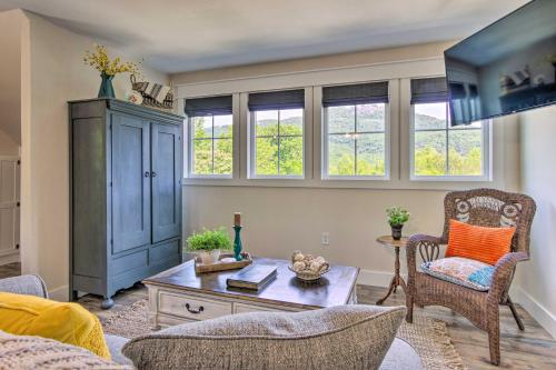 Quaint Landrum Escape Near Parks, Trails and Lakes! in Landrum, USA