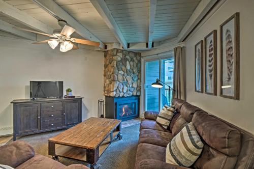 Cozy Mountain Condo Ski Hike and Golf Nearby! - image 6