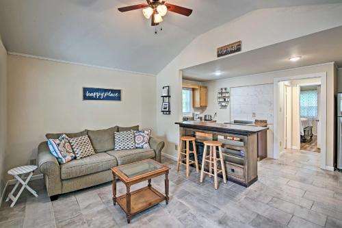 Near Nat'l Park: ‘Hollywood Park’ Hot Springs Home - Lake Hamilton Township, AR