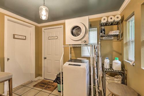 Renovated Home with Screened-In Patio on Hwy 90! in Perkins