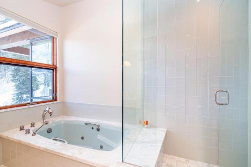 Victoria Drive 124 - image 5
