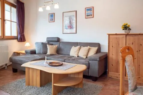 Ferienpark Freesenbruch Wohnung 13a - Austernfischer in Zingst, Deutschland
