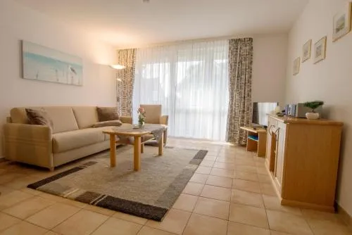 Residenz am Strand Ostseeglück - Wohnung 1-13 in Zingst, Deutschland