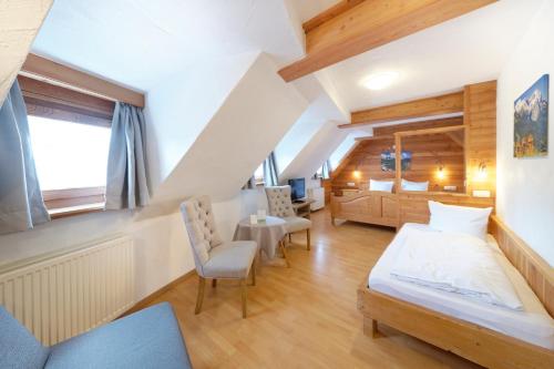Hotel Garni Alpengruss Room Type - Triple Room