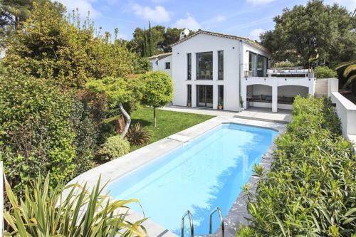 Cannes Luxury Rental - Modern Villa gîte à louer Le Cannet