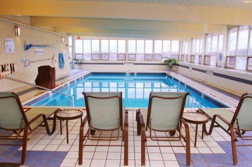 Holiday Inn Express Pittsburgh West - Greentree, an IHG Hotel