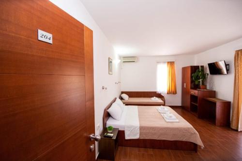 Hotel IPER - image 14