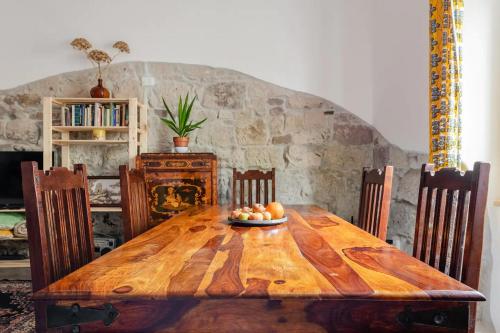 DUAS PEDRAS, private apartment in the heart of Bosa