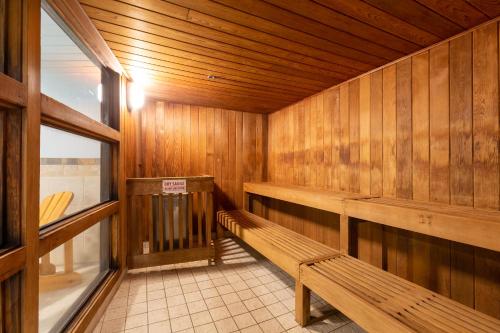 sauna, Blackcomb Lodge in Whistler (BC)