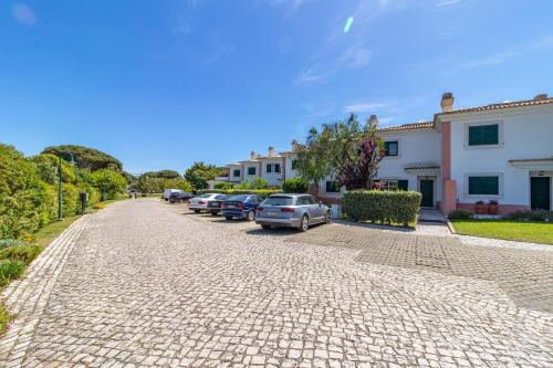  Lovely villa in Vila Bicuda Cascais Resort in Cascais