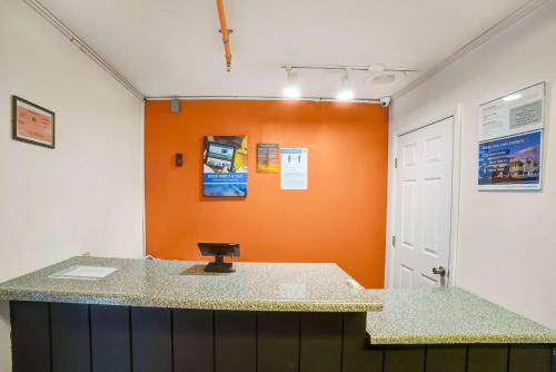 Lobby, Motel 6 Ilion, NY in Ilion (NY)