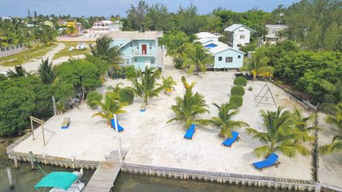 Hidden Treasure Vacation Home Blue Bay Cottage