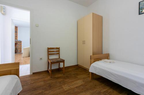 Two-Bedroom Apartment with Sea View image 5
