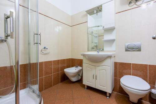 Two-Bedroom Apartment with Sea View image 4