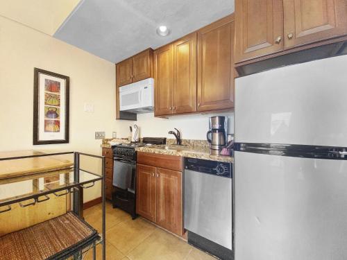 209 Ski Lodge 2BR condo - main image