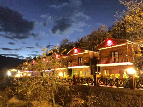  DERGİZ TATİL KÖYÜ, Pension in Artvin bei Maralköy