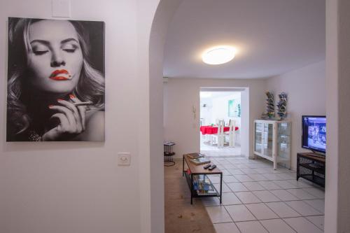 Cristel Apartment