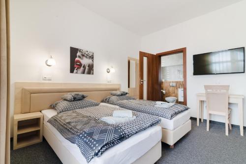 Astra Apartments Astra Apartments