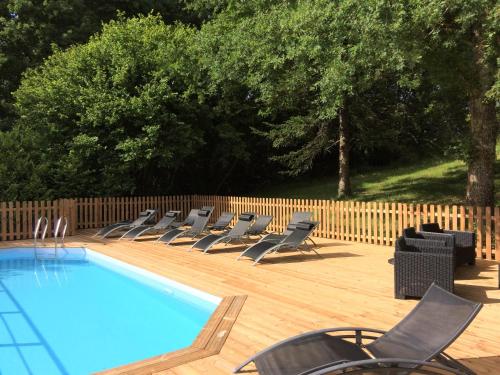 Perigord Villa du Chene up to 68 people gîte à louer Mondy