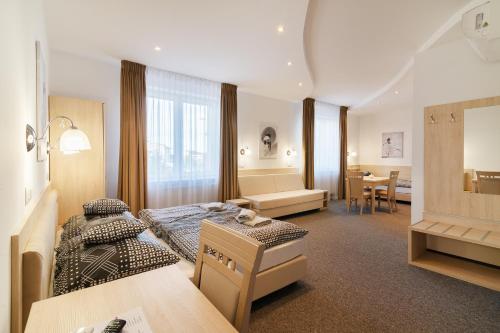 Astra Apartments Astra Apartments