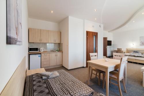 Astra Apartments Astra Apartments