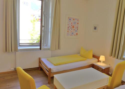 Pension Stoi budget guesthouse – Innsbruck, IL