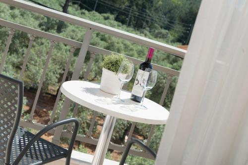 Louloudis Boutique Hotel in Skala Rachoniou
