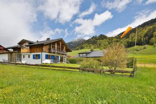 "Haus Bellevue" - Annehmlichkeiten von 4-Sterne Familien-und Wellnesshotel Viktoria nebenan können mitgenutzt werden in Oberstdorf, Deutschland