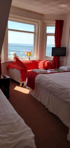 Ash Hotel - image 2
