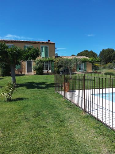 Gite La RESTANCO - Location saisonnière - Mouriès