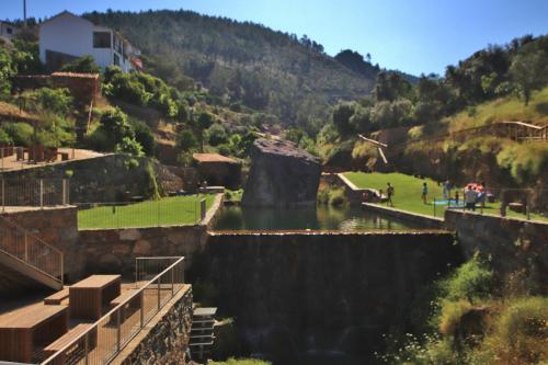  A Casa da Lena in Foz do Cobrão