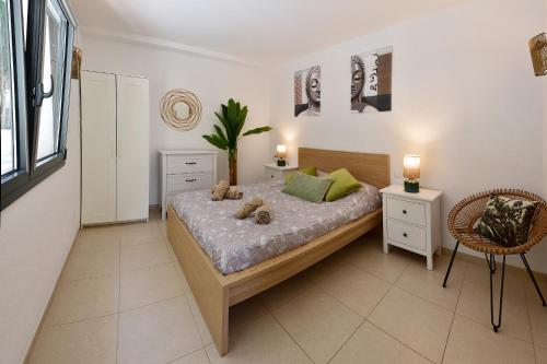 Apartamento con jardincito en el centro de CADAQUÉS Apartamento con jardincito en el centro de CADAQUÉS