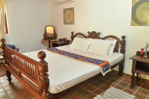 1 king bed, 1 queen bed