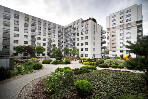 Airport Okecie Klobucka P&O Serviced Apartments - image 3