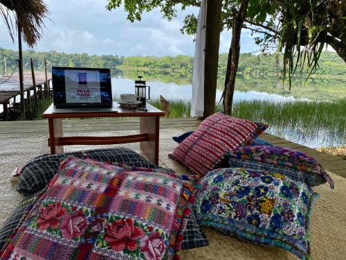 301641847 Villa Maya