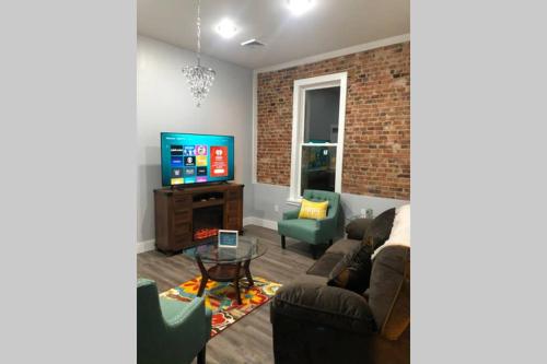 Heart of downtown Canton - Apartment