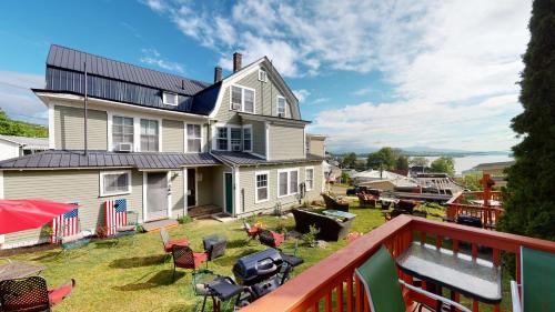 The Lakeview Inn & Cottages - 숙소 외관