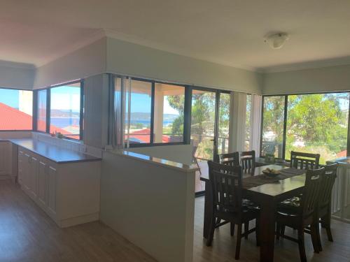 Views on Spencer - Albany