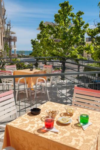 Hotel Holiday Sunshine Summer in Misano Adriatico
