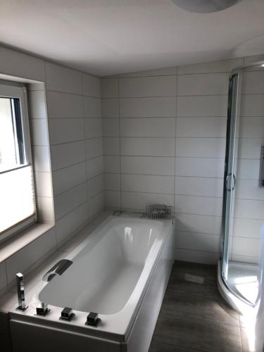 Bathroom, Wohnung Maggy in Bad Liebenwerda