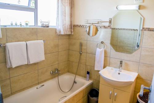 Apartment image 10