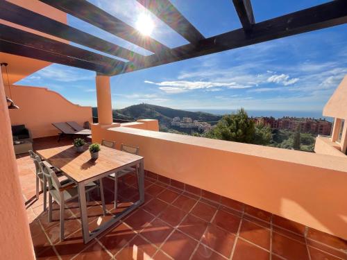  New Luxurious Apartment With Sea And Sunrise View in Mijas