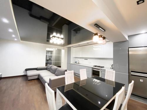 Two-Bedroom Apartment image 4