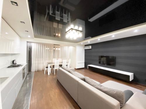 Two-Bedroom Apartment image 3