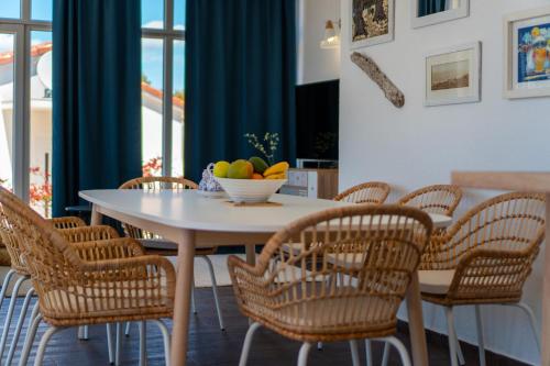 酒吧/高級酒吧, Beachfront Paladina holiday home in 柯蘭