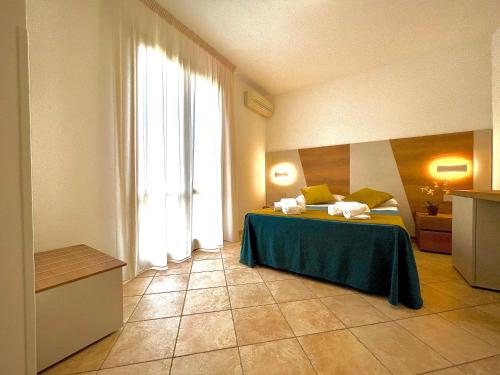 Triple Room image 4
