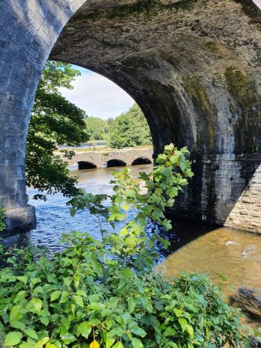 Neath Shangrala holiday home gîte à louer Crynant