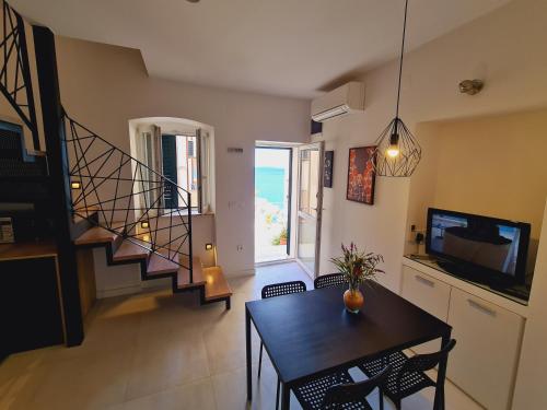 BEACH APARTMENT Renco