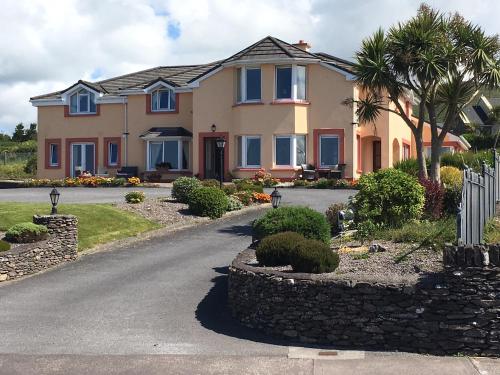 Coastline House in Dingle