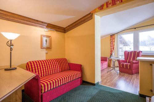 Hotel-Pension Rotspitz - image 8